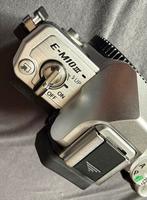 OLYMPUS OM-D E-M10 MARK III BODY zilver  819 clicks!, Ophalen of Verzenden, 1980 tot heden, Fototoestel