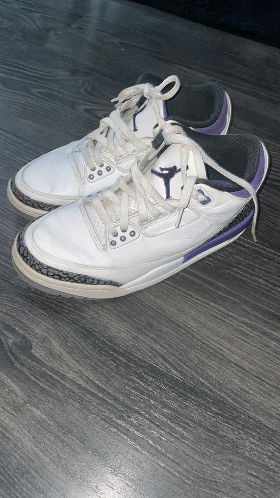 Jordan 3 dark iris maat 41 schoenen, Wit, Ophalen of Verzenden, Sneakers of Gympen, Gedragen