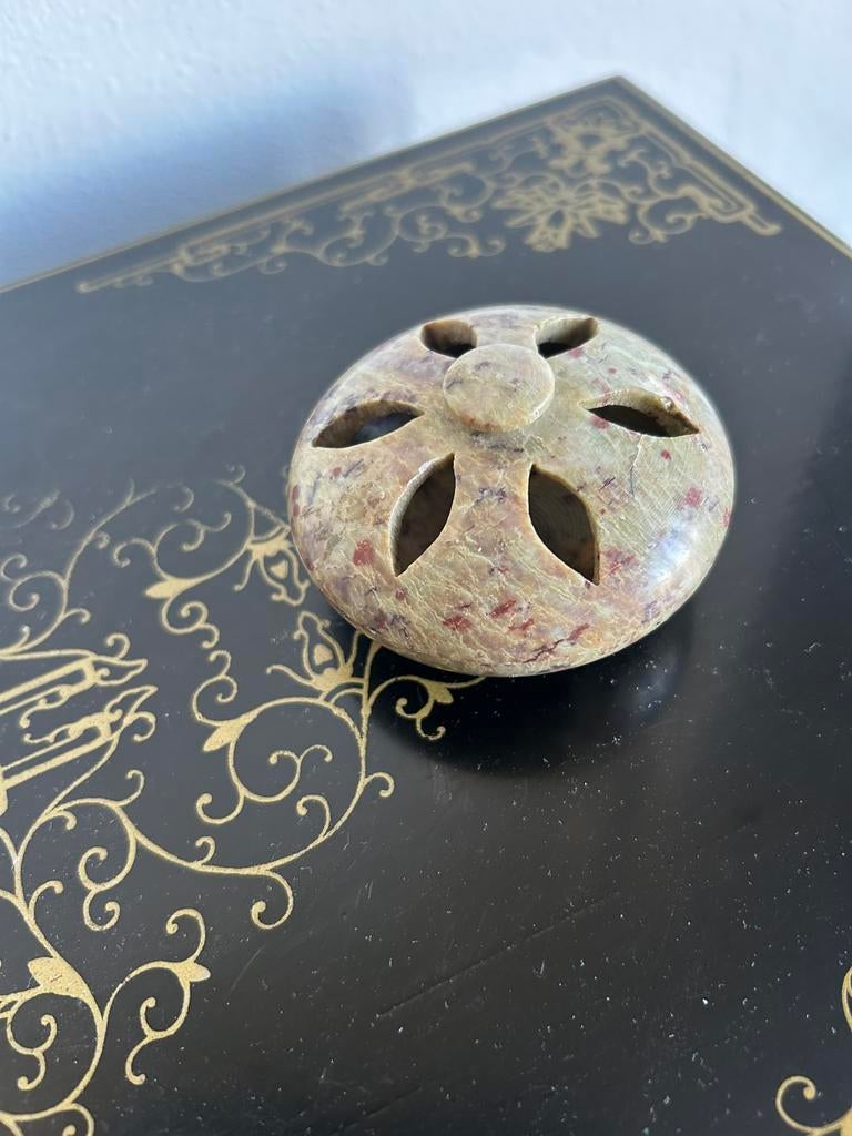 Kleine stenen Indiase wierookbrander, Ophalen of Verzenden