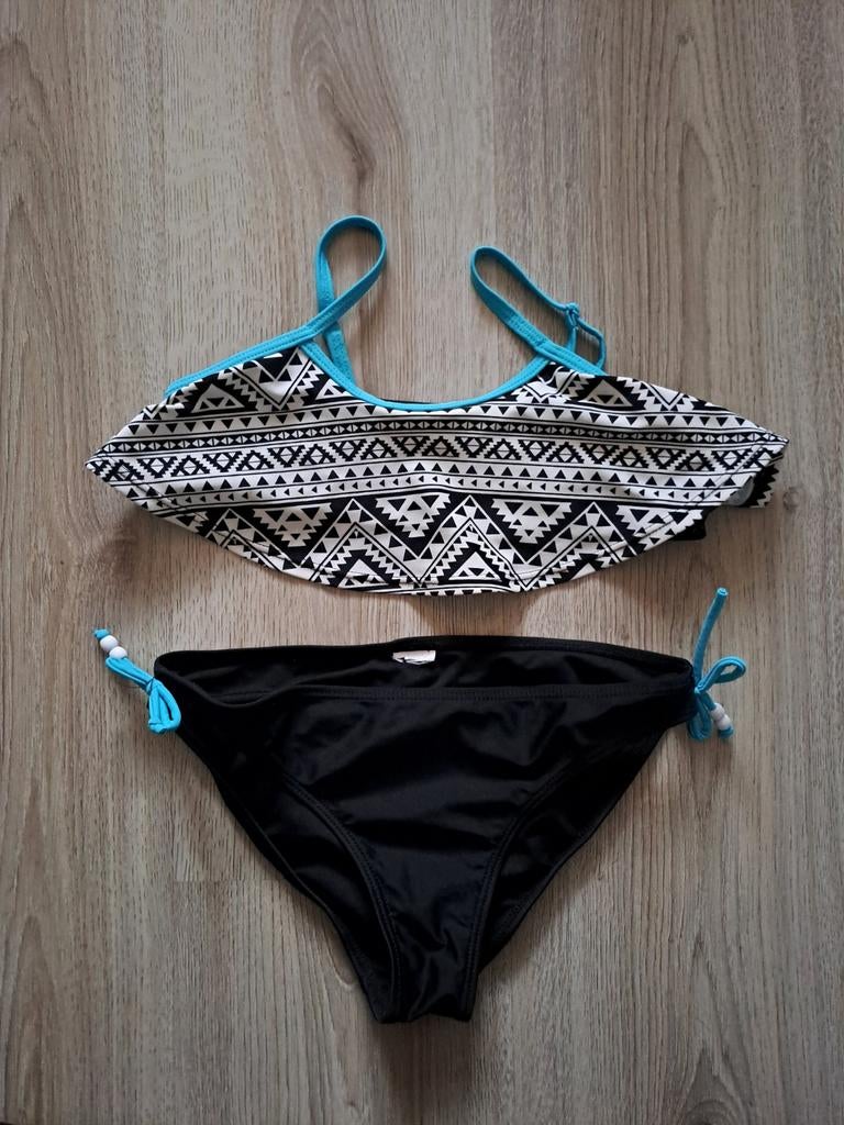 Leuke bikini maat 152 met zwart wit print en blauwe bandjes, Kinderen en Baby's, Kinderkleding | Kinder-zwemkleding, Bikiniset