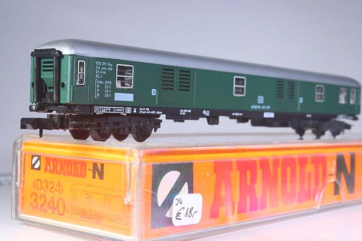 Bagagewagen type Düm 902, groen, DB, Hobby en Vrije tijd, Modeltreinen | N-Spoor, Gebruikt, Wagon, Gelijkstroom, Arnold, Ophalen of Verzenden