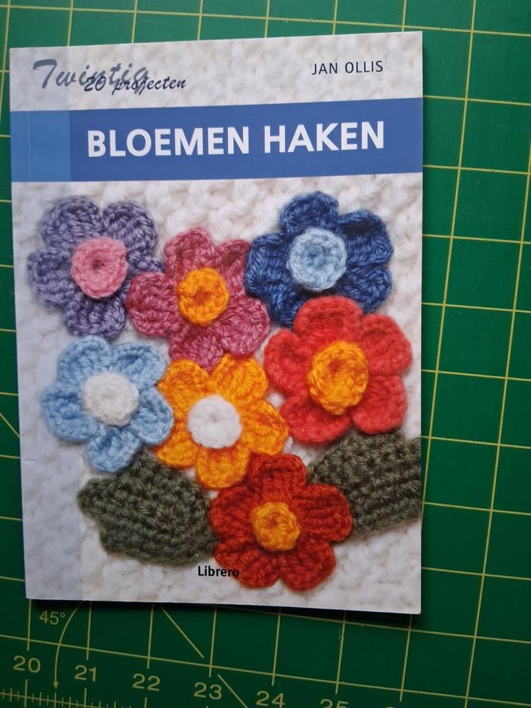 Bloemen Haken Boek - Jan Ollis - Twizt Projecten, Ophalen of Verzenden
