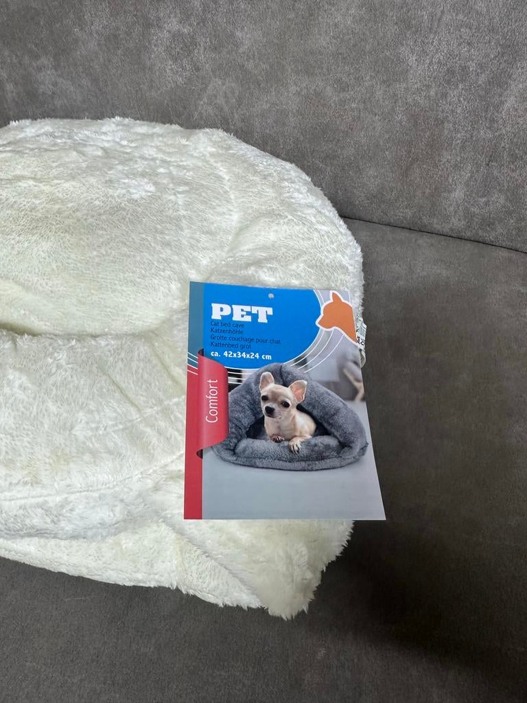 Zacht en comfortabel kattenbedtje, Ophalen of Verzenden, Nieuw, Pluche