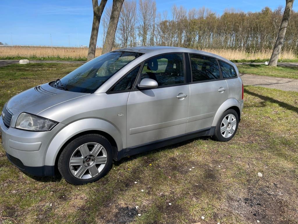 Audi A2 1.4 Pro line 2005 Grijs ijskoud airco, Auto's, Audi, Particulier, A2, Airbags, Airconditioning, Alarm, Centrale vergrendeling