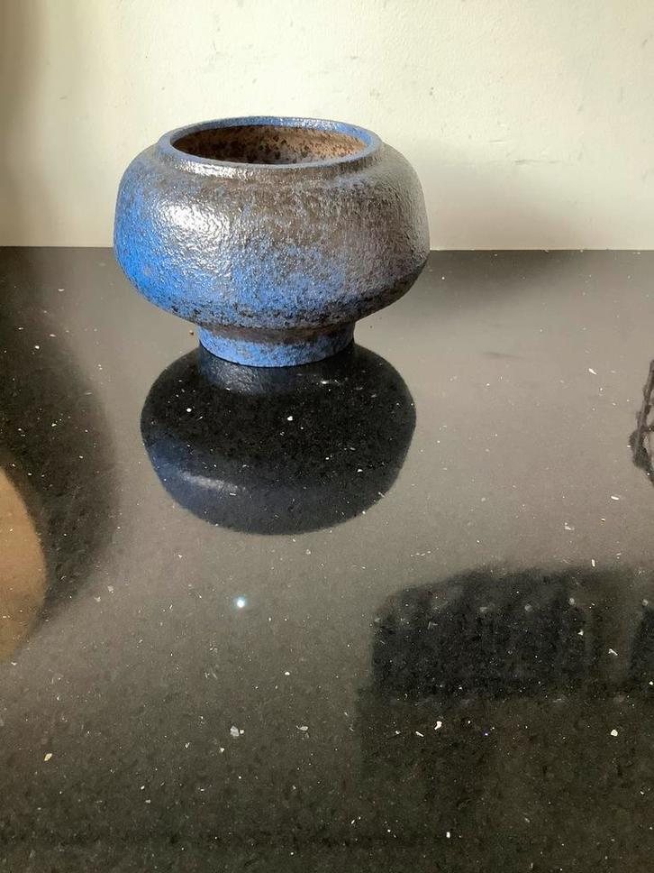 Prachtige retro blauwe bloempot/-vaas, Verzamelen, Retro, Huis en Inrichting, Ophalen of Verzenden