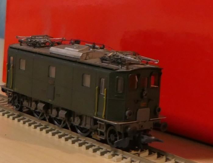 Rivarossi Ae 3/5 1656/10216, Hobby en Vrije tijd, Modeltreinen | H0, Gebruikt, Locomotief, Gelijkstroom, Overige merken, Analoog