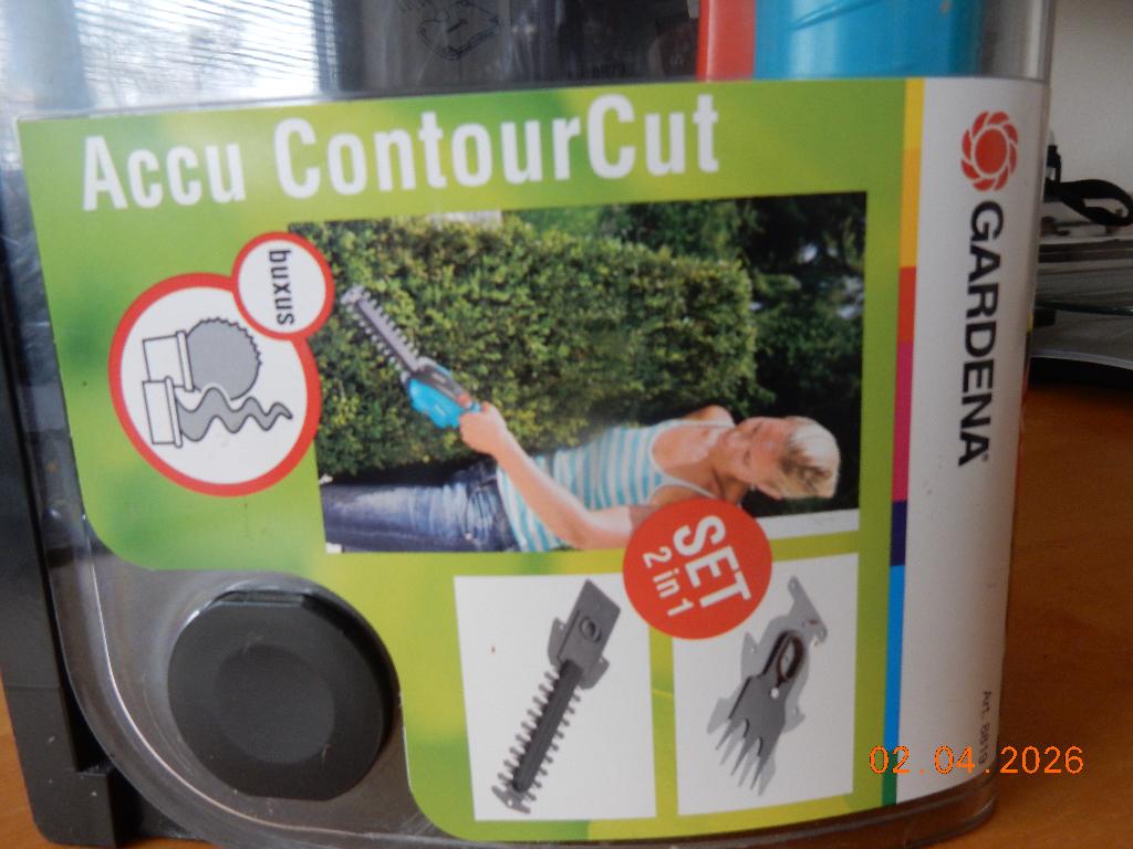 Gardena accu buxus schaar met wandhouder en oplader, Ophalen of Verzenden, Gebruikt, Accu, Gardena