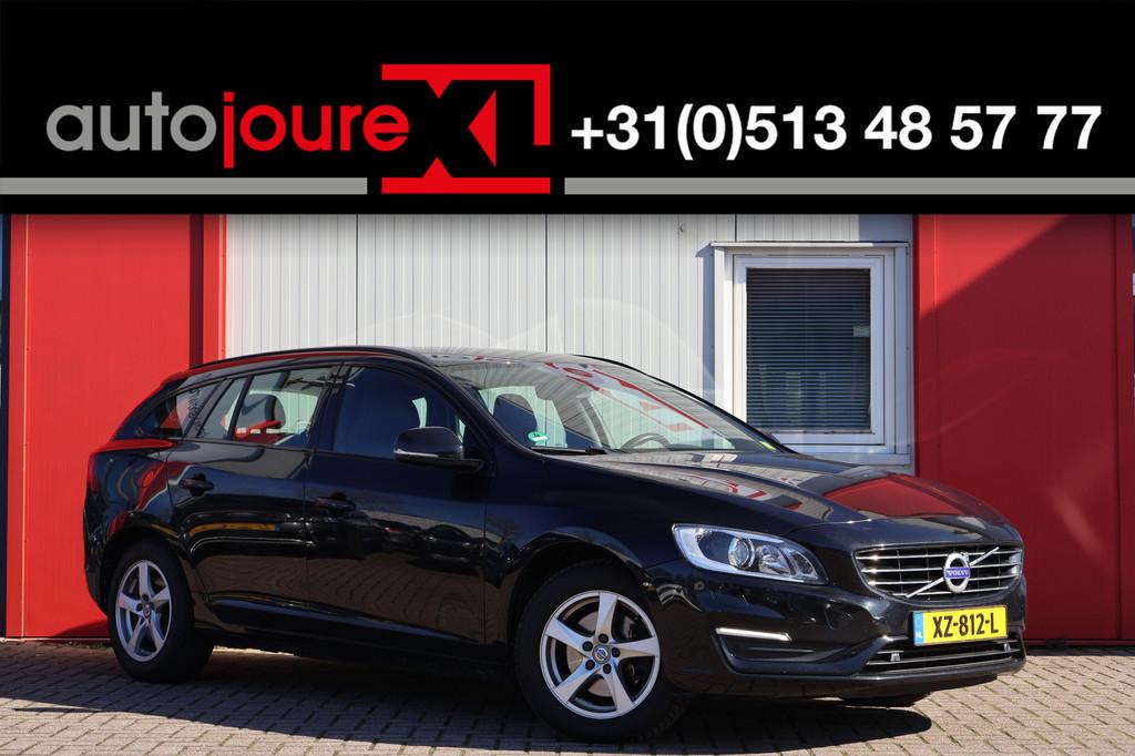Volvo V60 2.0 D4 Automaat Summum (bj 2018), Auto's, 1969 cc, Bi-Xenon koplampen, Leder, Diesel
