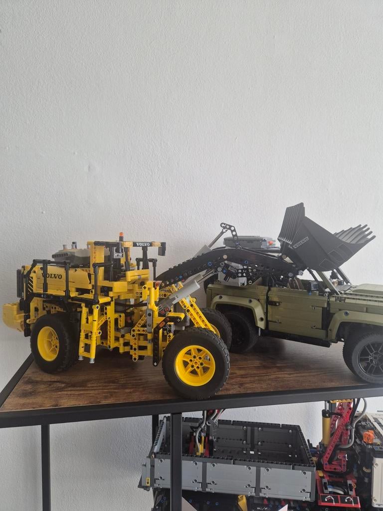 LEGO Technic Volvo Wiellader L350F 42030, Ophalen, Gebruikt, Overige merken