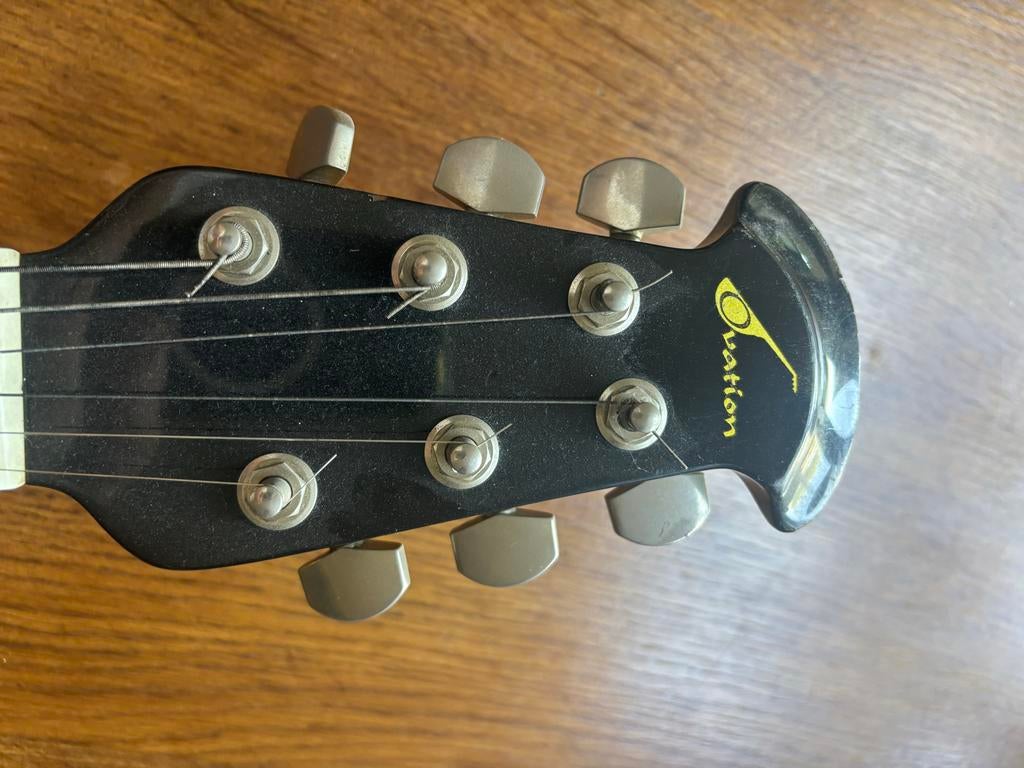 Ovation Westerngitaar - Zwart, Gebruikt, Muziek en Instrumenten, Ophalen, Gebruikt, Western- of Steelstringgitaar, Met (piezo-)element