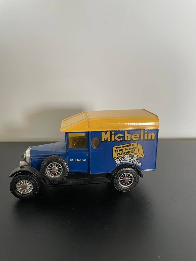 Matchbox reclame autootjes, Hobby en Vrije tijd, Modelauto's | 1:43, Ophalen, Zo goed als nieuw, Auto, Matchbox