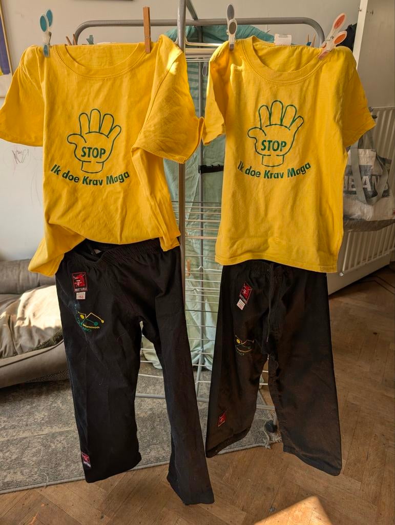 Krav Maga kleding .Macafici 1 set maat 150 en 110, Sport en Fitness, Vechtsporten en Zelfverdediging, Gebruikt, Overige, Maat XS of kleiner