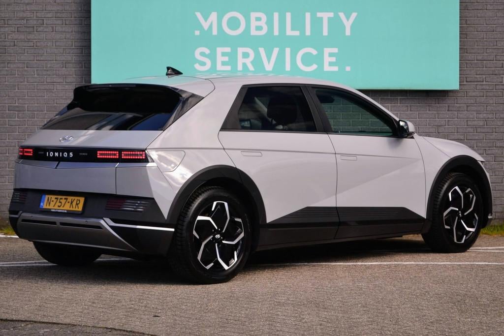 Hyundai IONIQ 5 Connect+ 73kWh SOH94% Leder Trekhaak Nav Cli, Auto's, Hyundai, Achterwielaandrijving, Gebruikt, 199 min, SUV of Terreinwagen