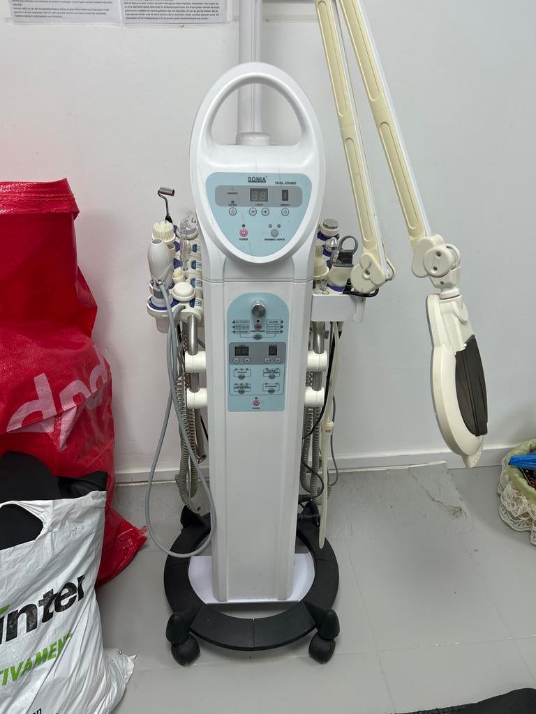 Beauty apparaat met veel functies - Ideaal voor beginners!, Sieraden, Tassen en Uiterlijk, Uiterlijk | Gezichtsverzorging, Gebruikt