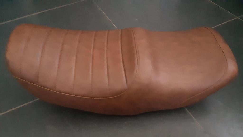 BMW k75 Motorzadel buddy opnieuw bekleden in Vianen - adv15, Ophalen of Verzenden, Nieuw