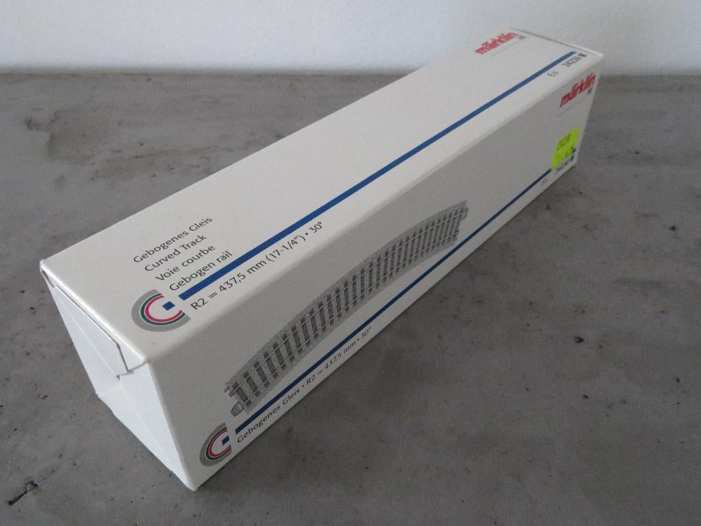 Märklin 24230 - Gebogenes C-Gleis R2 (6-pack), Wisselstroom, Rails, Ophalen of Verzenden, Zo goed als nieuw