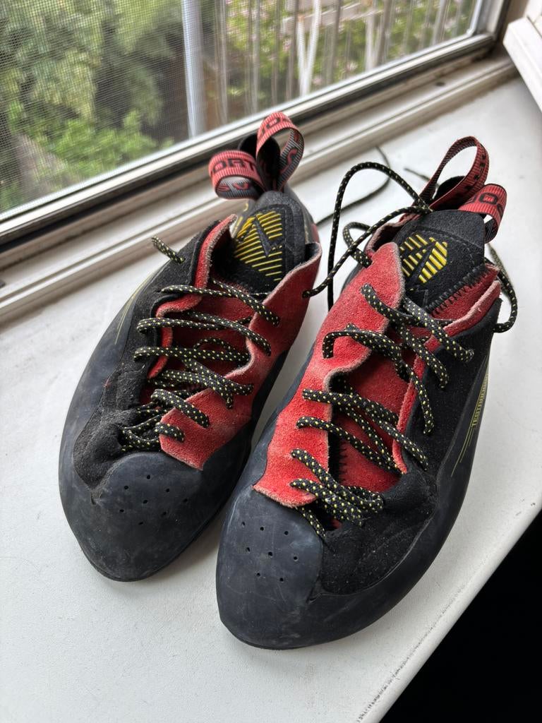 La sportiva Testarossa maat 42, Ophalen, Zo goed als nieuw, Klimsportschoenen