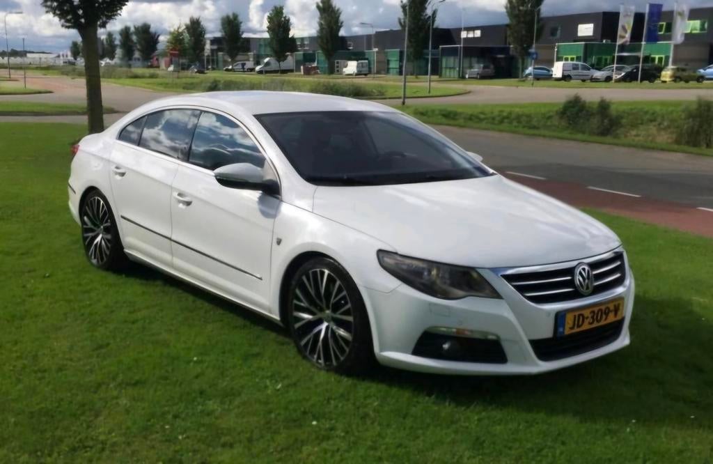 Volkswagen Passat 3.6 V6 FSI CC 4MOTION AUT 2009 Wit, Auto's, Automaat, Zwart, 4 stoelen, Wit