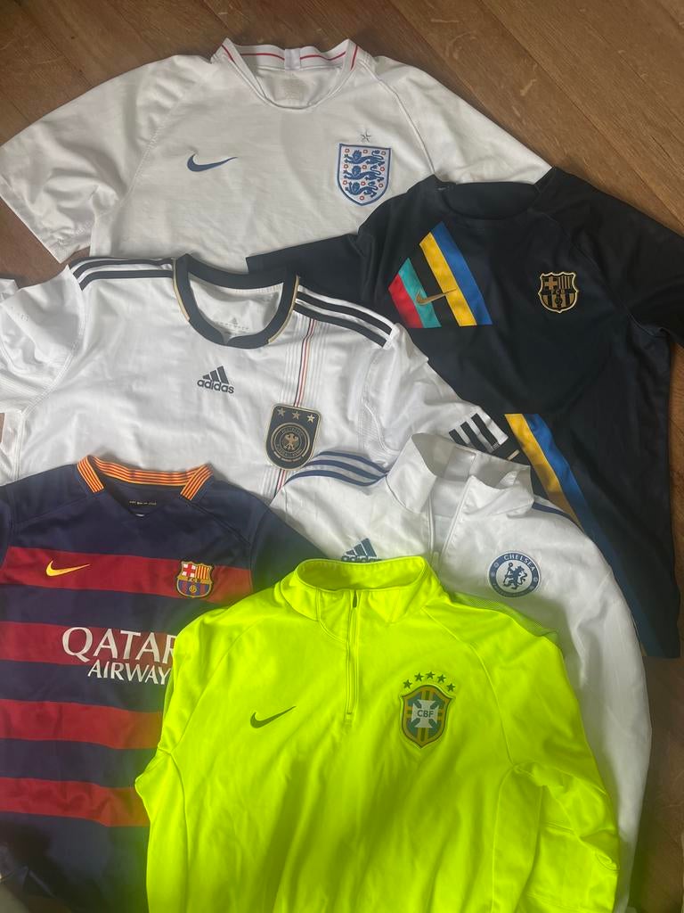 Partij originele voetbalshirts, verschillende maat en staat, Maat M, Ophalen of Verzenden, Gebruikt, Shirt