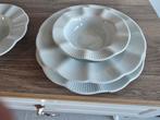 2 sets dinerborden, super luxe merk  Kütahya Porselen, Ophalen