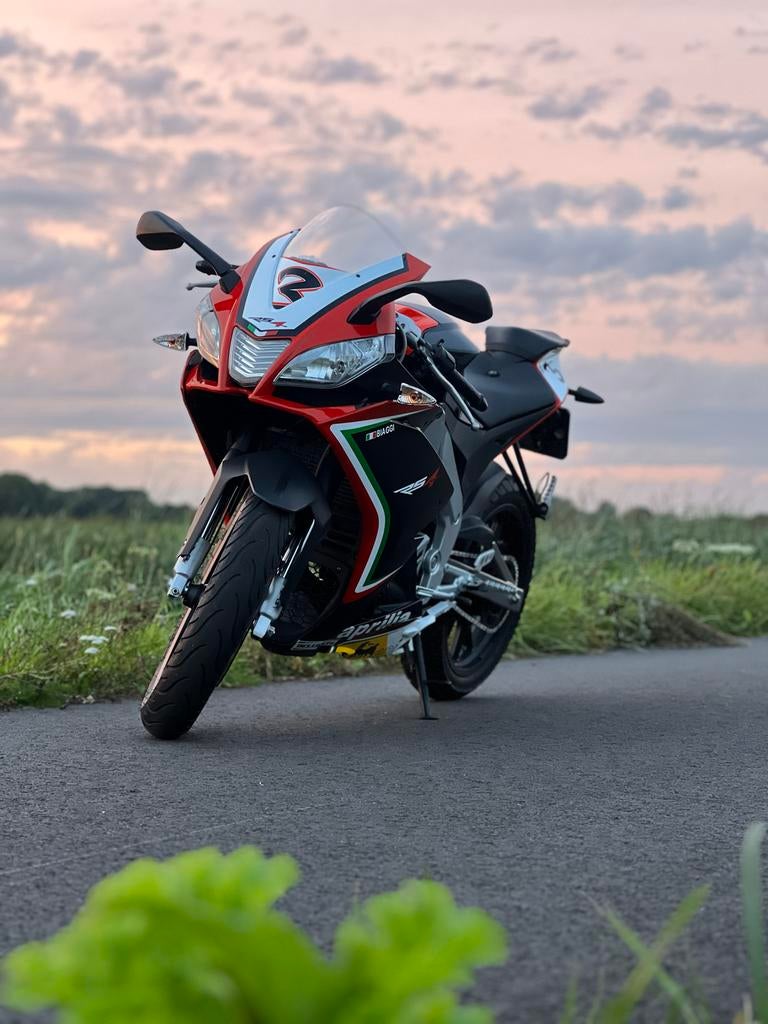 Aprilia RS4 50 - 27000km, Fietsen en Brommers, Ophalen, Gebruikt, Overige modellen, Maximaal 45 km/u