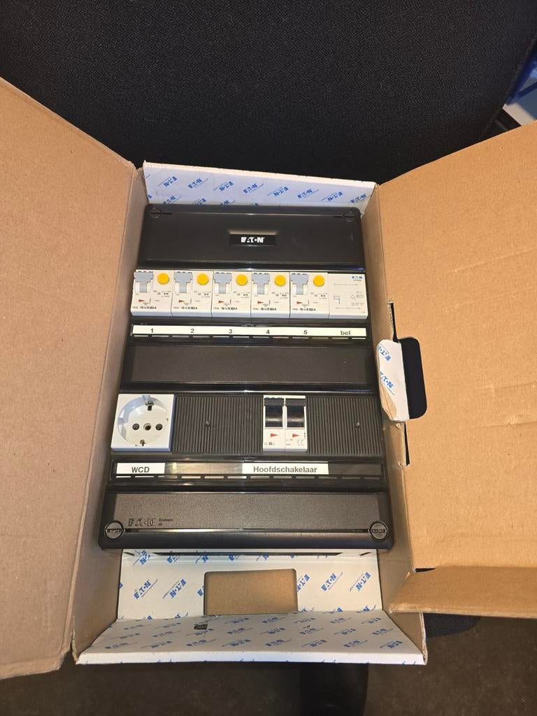 Eaton Groepenkast 5x B16 met Hoofdschakelaar en WCD, Doe-het-zelf en Verbouw, Elektra en Kabels, Ophalen of Verzenden, Nieuw, Overige typen