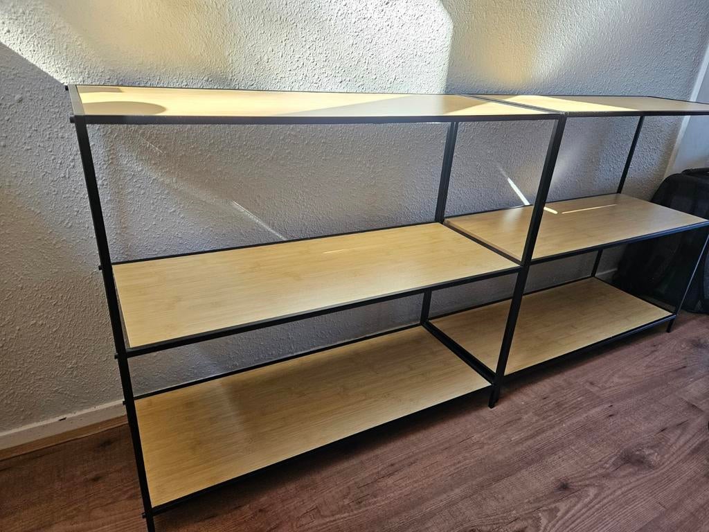 2 stuks wandrek-/kastje hout metaal, Ophalen, Zo goed als nieuw