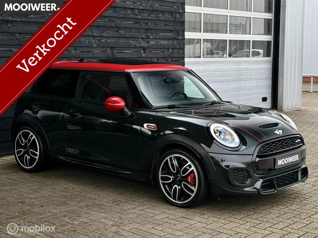Mini 2.0 John Cooper Works Chili | Pano | HUD | Union Jack, Auto's, Mini, Voorwielaandrijving, 1998 cc, Gebruikt, Zwart
