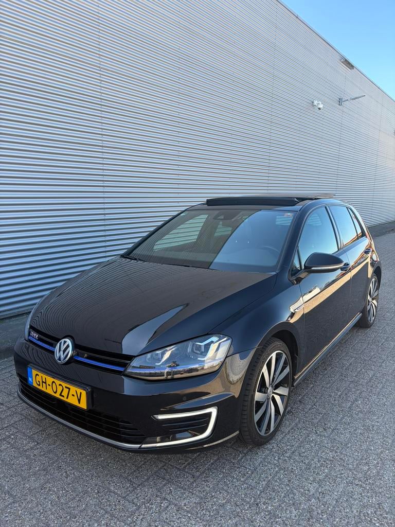 Golf 7 GTE | Full options | Nieuwe APK | 2015, Auto's, Volkswagen, Particulier, Golf, Achteruitrijcamera, Adaptive Cruise Control