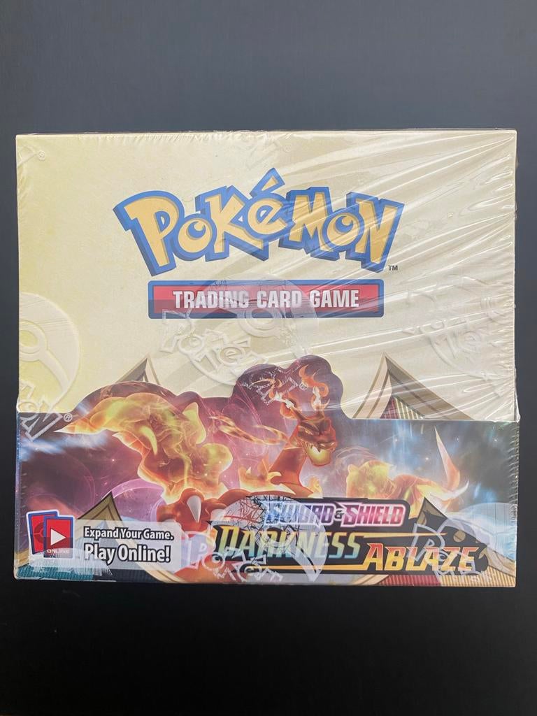 Pokémon Sword & Shield Darkness Ablaze Booster Box (sealed), Hobby en Vrije tijd, Verzamelkaartspellen | Pokémon, Ophalen of Verzenden