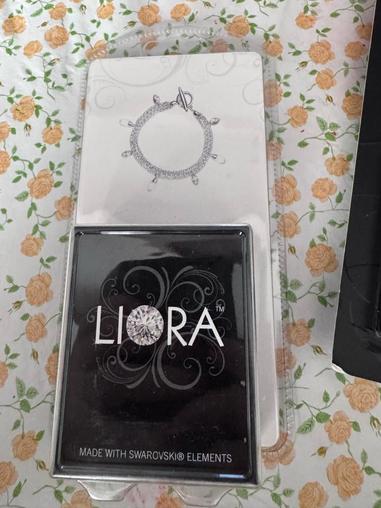 Liora Armband met Swarovski Elements, Sieraden, Tassen en Uiterlijk, Met kristal, Overige materialen, Nieuw, Ophalen of Verzenden