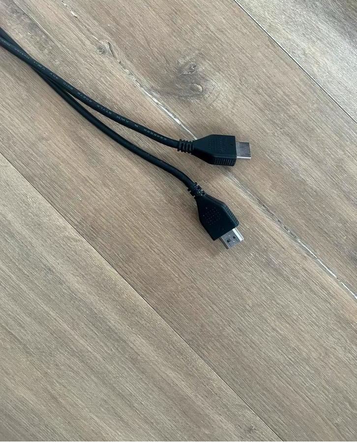 PS4 Slim met games en aansluiting voor tv, Spelcomputers en Games, Spelcomputers | Sony PlayStation 4, Ophalen, Zonder controller