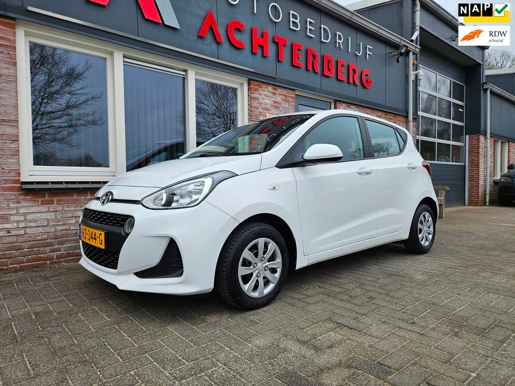 Hyundai I10 1.0i Comfort Airco! Cruise Control! NAP! Nette A, Auto's, Voorwielaandrijving, Gebruikt, 4 stoelen, Wit