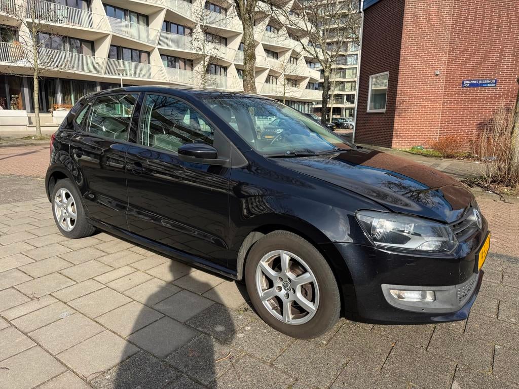 Volkswagen Polo 1.2-12V BMT Comfortline 1-eigenaar NAP Airco, Voorwielaandrijving, Euro 5, 1198 cc, Zwart
