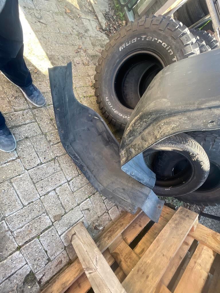 Spatborden Land Rover Defender 90 110 130 TD5 300tdi 200tdi, Auto-onderdelen, Ophalen, Gebruikt, Land Rover, Spatbord