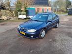 Renault Mégane 1.6 16V Auth HB 2005 2002 Blauw, Auto's, Renault, Voorwielaandrijving, 1250 kg, Blauw, 49 €/maand