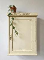 🌿Vintage hangkastje brocante medicijnkastje sleets antiek, Ophalen of Verzenden
