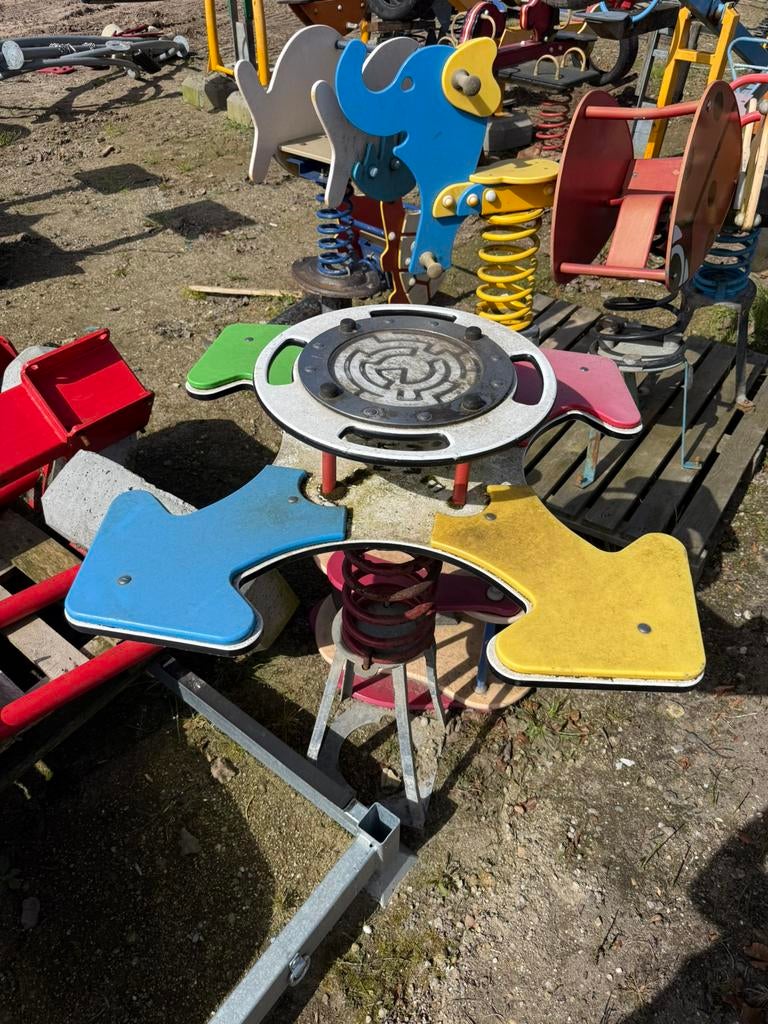 Wipkip kompas 4 persoons wip, Kinderen en Baby's, Speelgoed | Buiten | Speeltoestellen, Ophalen of Verzenden, Zo goed als nieuw