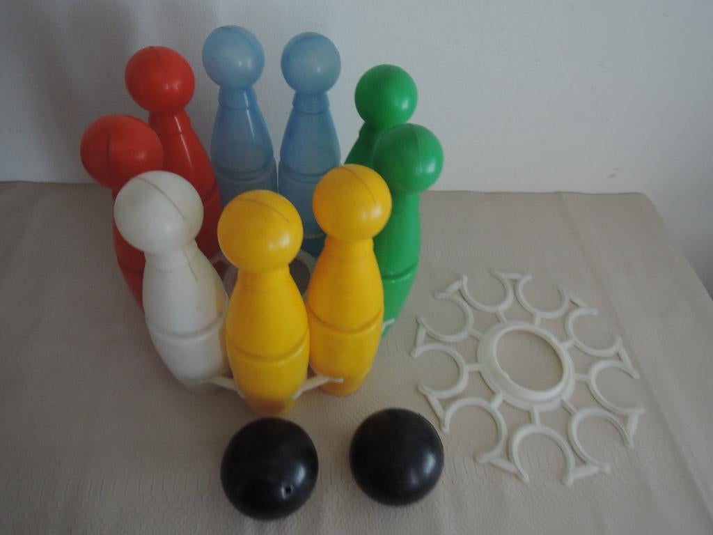 Ouderwets kunststof kegelspel, Ophalen of Verzenden, Zo goed als nieuw, Ontdekken