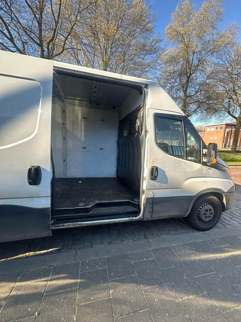 Iveco Daily 2019 Wit automaat 8(Vraagprijs + bieden toestaan, Achterwielaandrijving, Euro 6, 2287 cc, Iveco