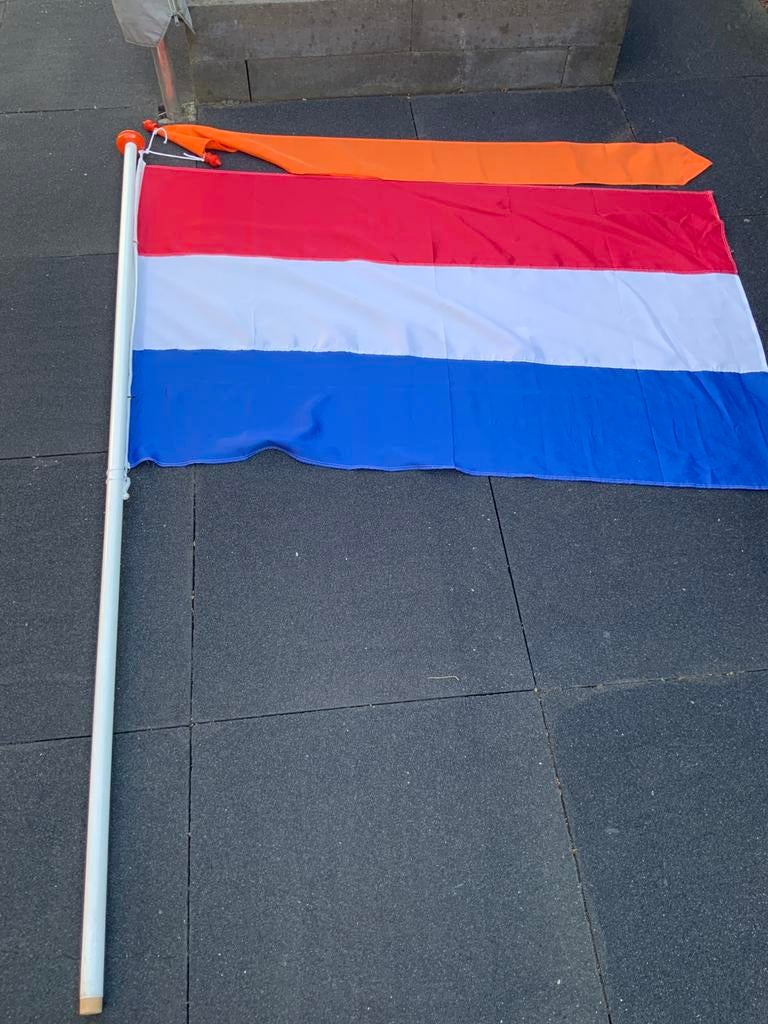 Vlaggenstok,vlag en wimpel, Ophalen, Zo goed als nieuw
