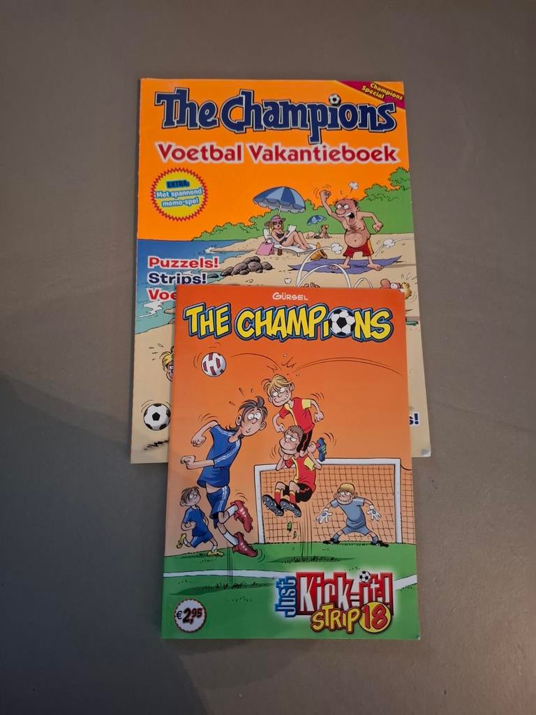 The Champions: Stripboek en Voetbal Vakantieboek, Boeken, Stripboeken, Meerdere stripboeken, Ophalen of Verzenden, Gelezen, Onbekend