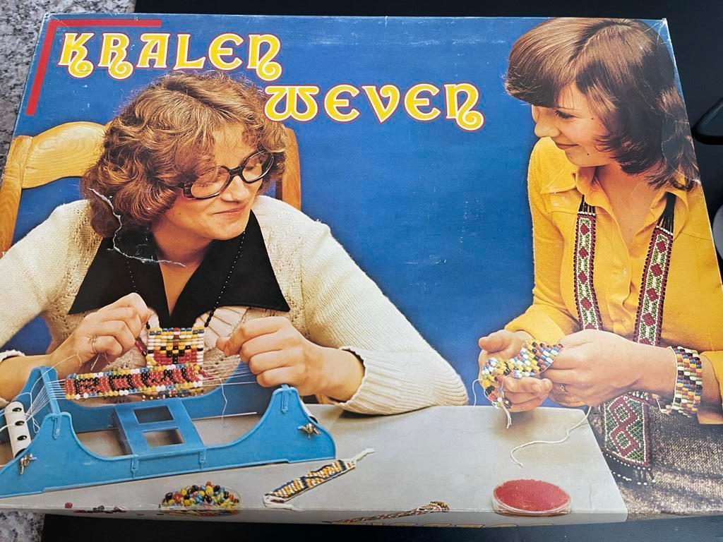 Weefgetouw voor kralen weven, Gebruikt, Meerkleurig, Ophalen of Verzenden, Kunststof