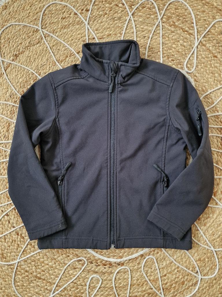 Zwart softshell jasje maat 6/8 (116), Kinderen en Baby's, Kinderkleding | Maat 116, Ophalen of Verzenden, Gebruikt, Meisje, Jas
