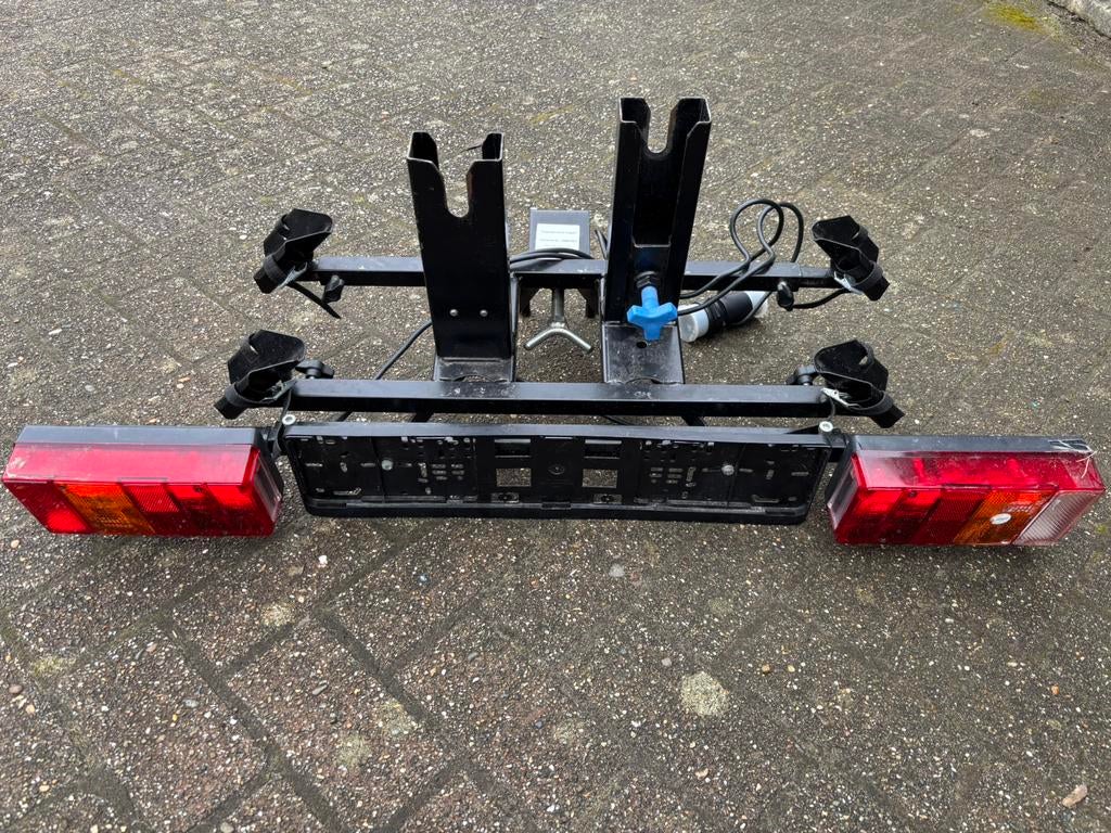 Fietsendrager voor 2 “normale” fietsen”, Ophalen, Zo goed als nieuw, Trekhaakdrager