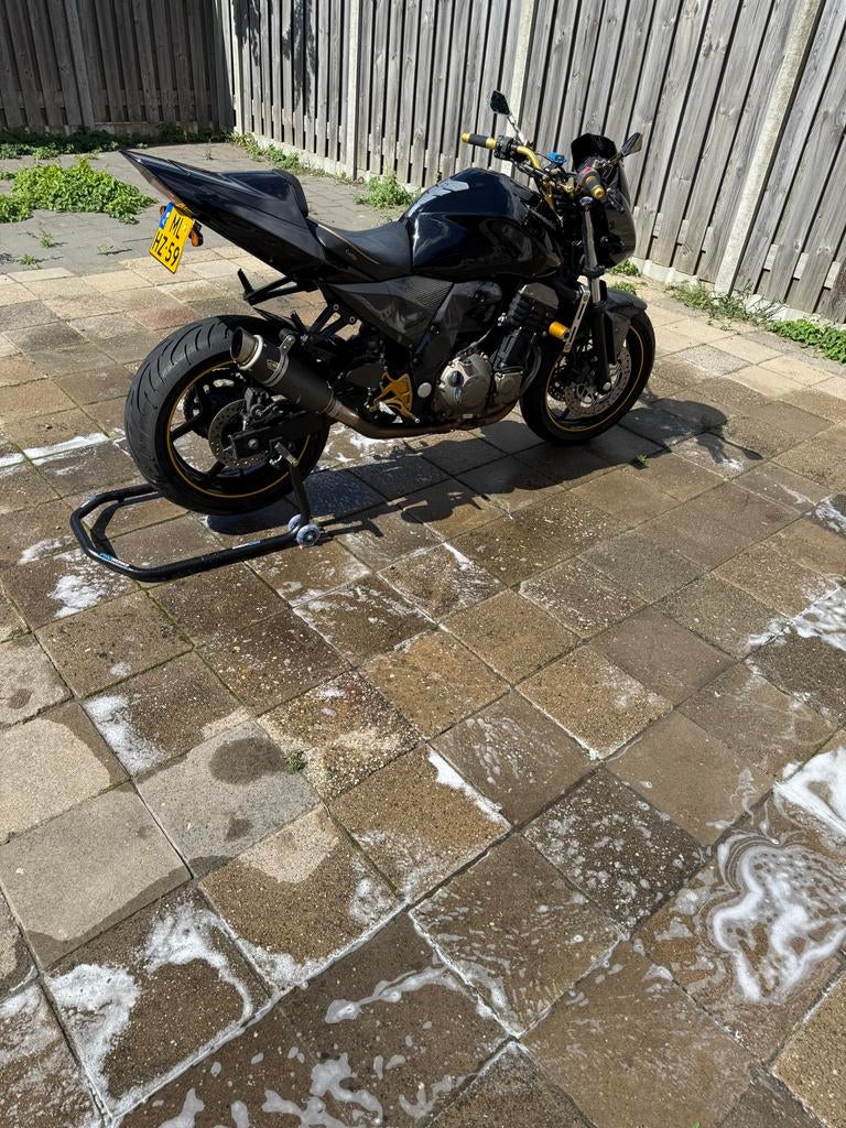 Kawasaki Z750, 4 cilinders, Motorrijbewijs A, Particulier, Meer dan 35 kW
