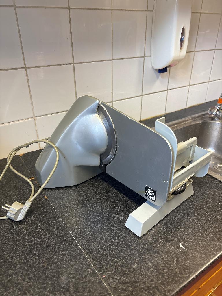 Snij machine, Huis en Inrichting, Keuken | Keukenbenodigdheden, Ophalen, Gebruikt