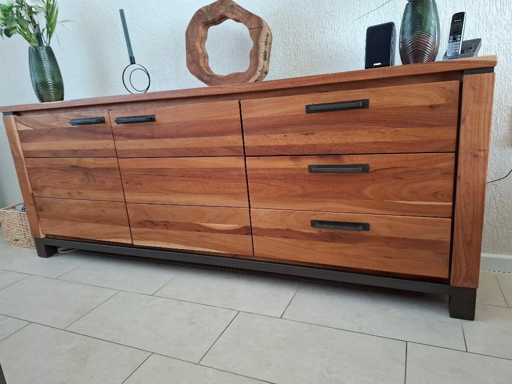 Henders&Hazel, Ophalen