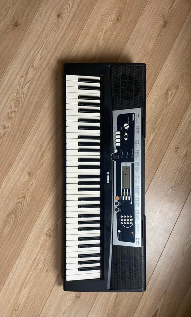 Yamaha YPT-210 keyboard - nette staat- werkend - met adapter, Muziek en Instrumenten, Keyboards, Ophalen, Zo goed als nieuw, 61 toetsen