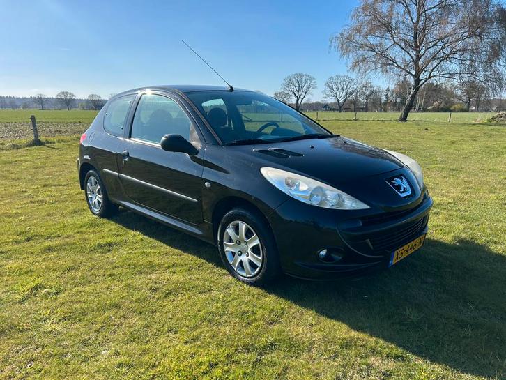 Peugeot 206+ 1.4 3D 2010 Zwart  Nieuwe Apk, Auto's, Peugeot, Bedrijf, 206+, ABS, Airbags, Airconditioning, Boordcomputer, Centrale vergrendeling
